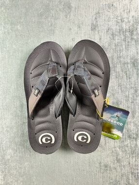 Cobian Hobgood Men's Size 11 Gray Camo Flip Flop Sandals NWT